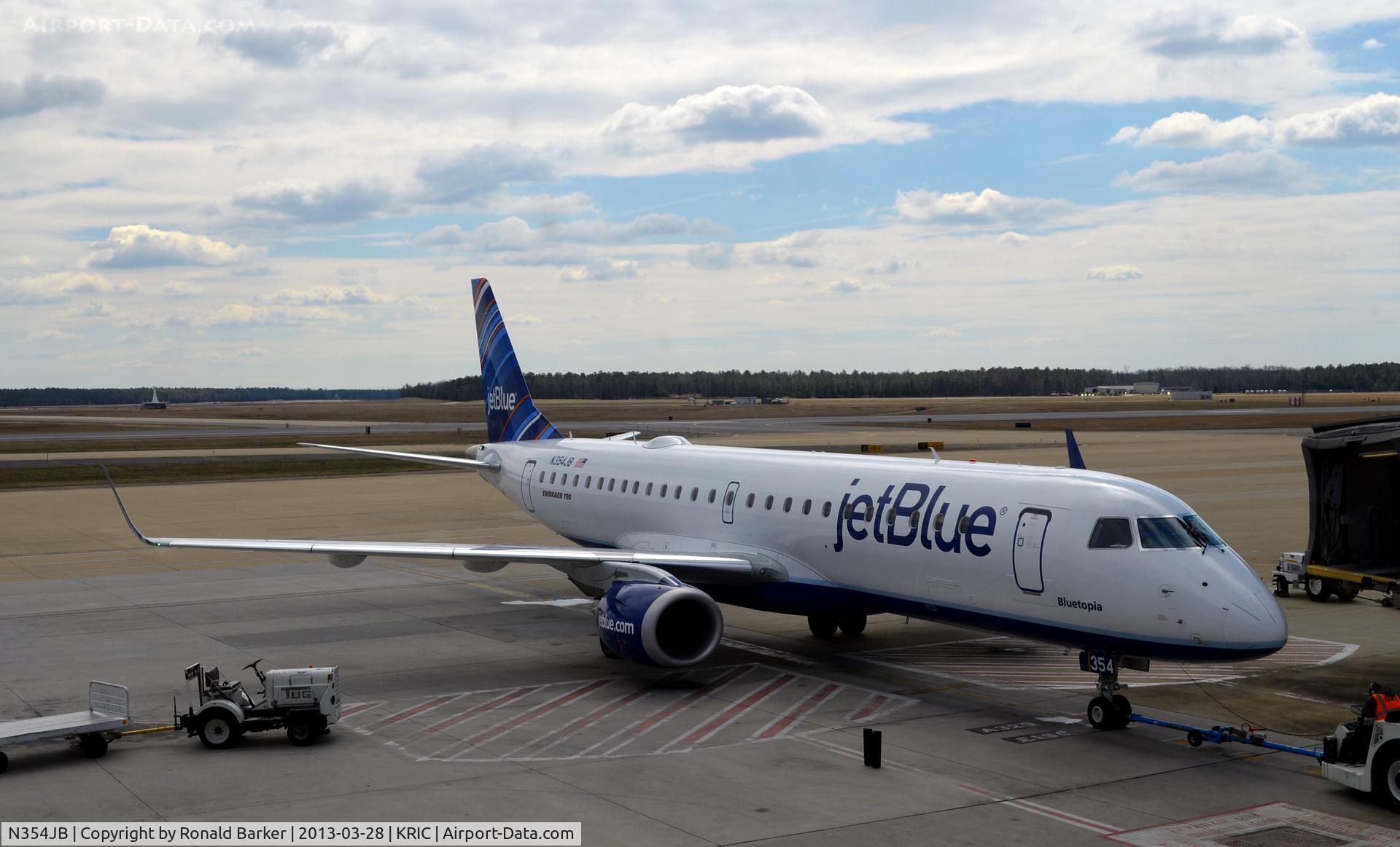 N354JB, 2013 Embraer 190AR (ERJ-190-100IGW) C/N 19000601, Bluetopia in Richmond