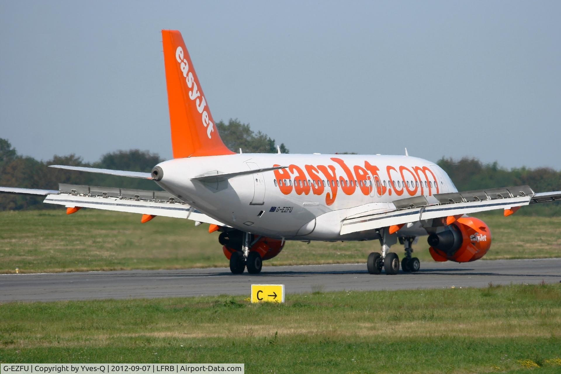 G-EZFU, 2010 Airbus A319-111 C/N 4313, Airbus A319-11, Landing rwy 07R, Brest-Bretagne Airport (LFRB-BES)