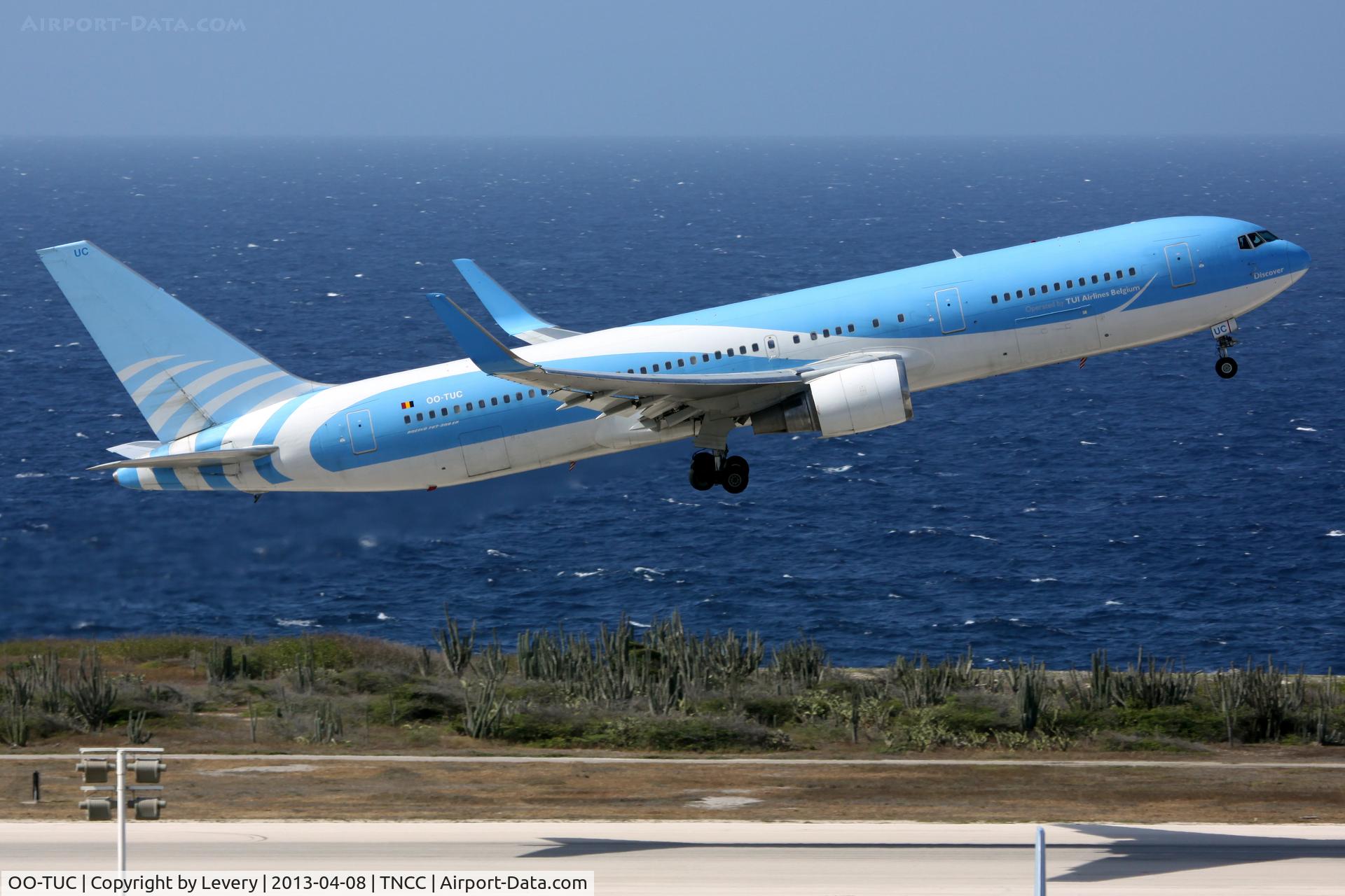 OO-TUC, 1990 Boeing 767-341/ER C/N 24844, TUI on the move.