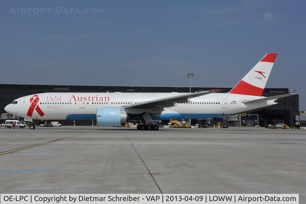 OE-LPC, 2002 Boeing 777-2Z9/ER C/N 29313, Austrian Airlines Boeing 777-200