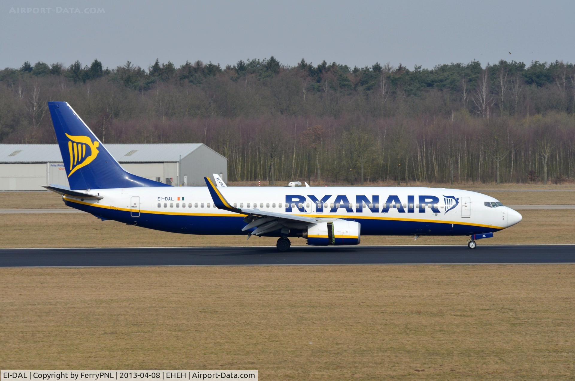 EI-DAL, 2003 Boeing 737-8AS C/N 33718, Ryanair B738 landed