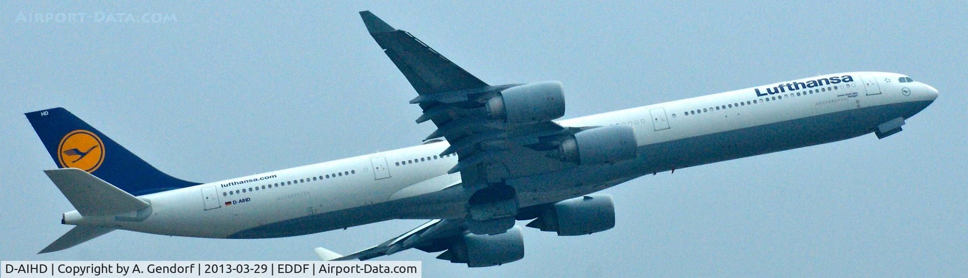 D-AIHD, 2003 Airbus A340-642 C/N 537, Lufthansa, is climbing out after take off RWY 25C at Frankfurt Int´l (EDDF)