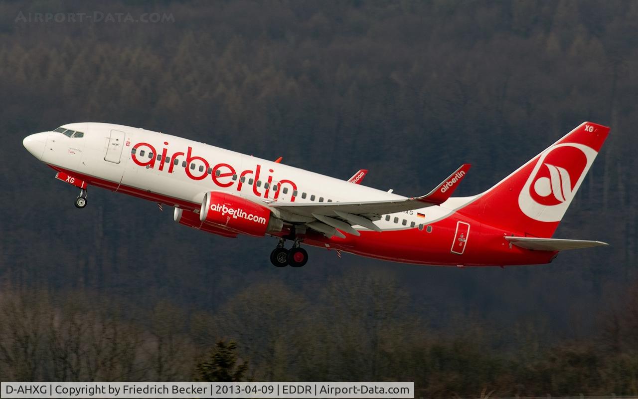D-AHXG, 2008 Boeing 737-7K5 C/N 35140, departure to TXL via RW27