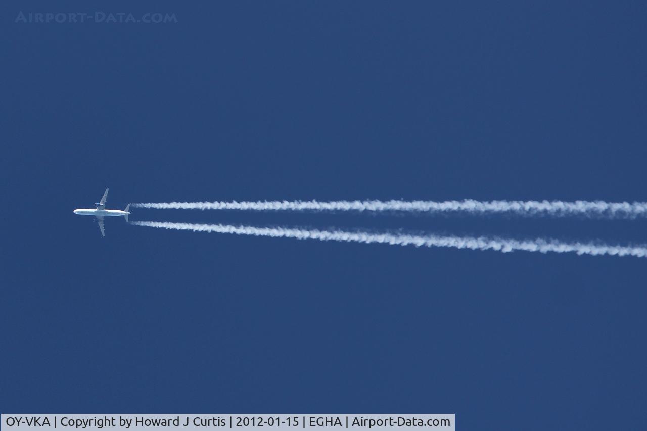OY-VKA, 2002 Airbus A321-213 C/N 1881, Caught on overflight here.