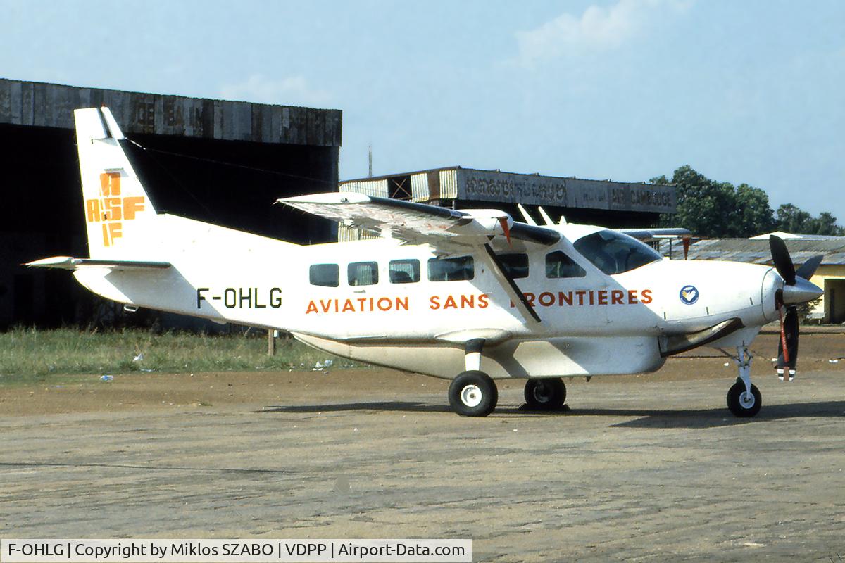 F-OHLG, Cessna 208 Caravan I C/N 208-00061, Manufactured in 1985. In service with Aviation sans Frontieres (ASF). Written-off as DBR at Pimu, Congo Democratic Republic August 2 2002 when bounced on landing and run off the airstrip. All five passengers and two crew members survived.