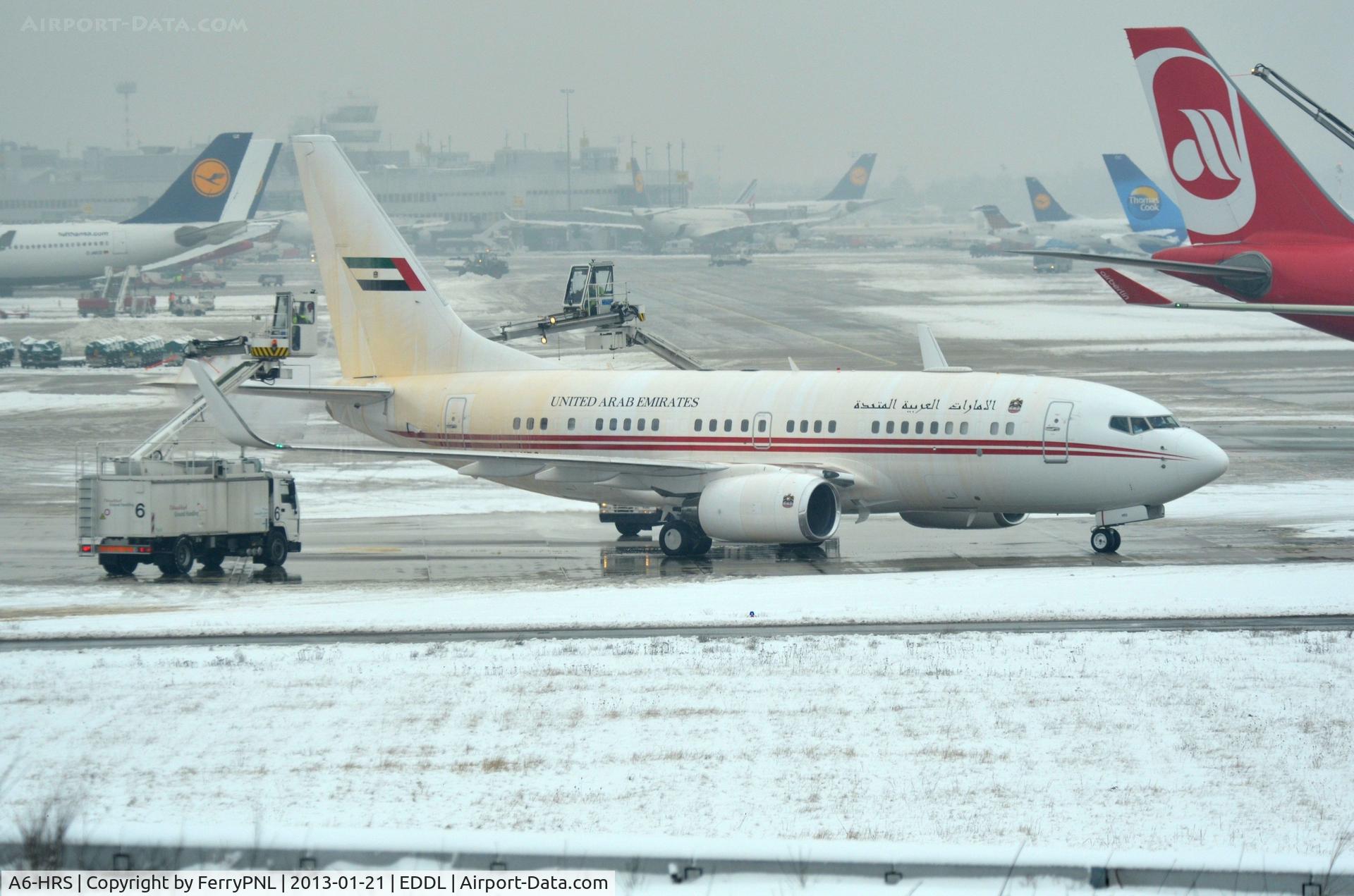 A6-HRS, Boeing 737-7E0 BBJ C/N 29251, Dubai Air Wing BBJ being de-iced in DUS.