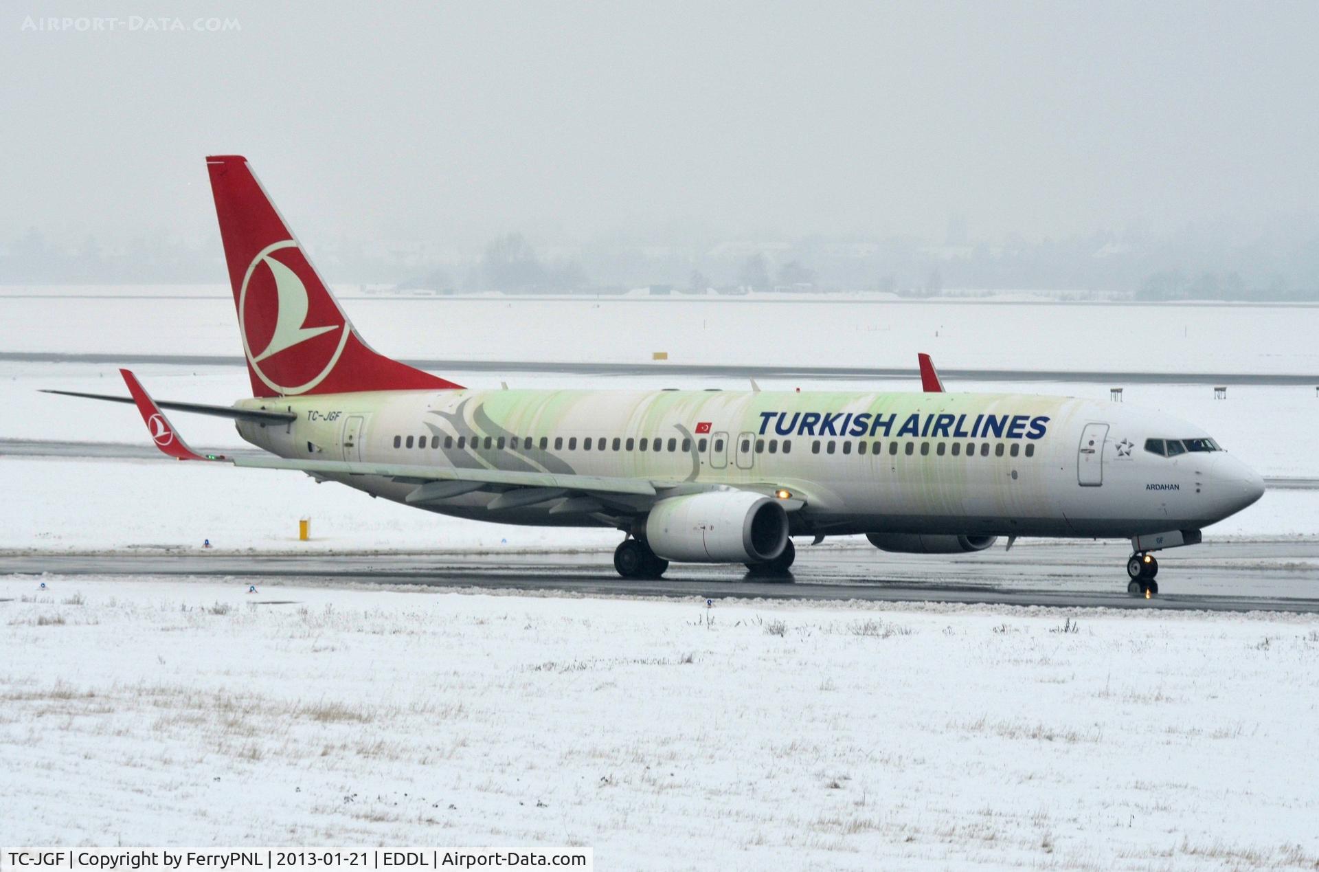TC-JGF, 2002 Boeing 737-8F2 C/N 29790, Turiksh B738 in DUS