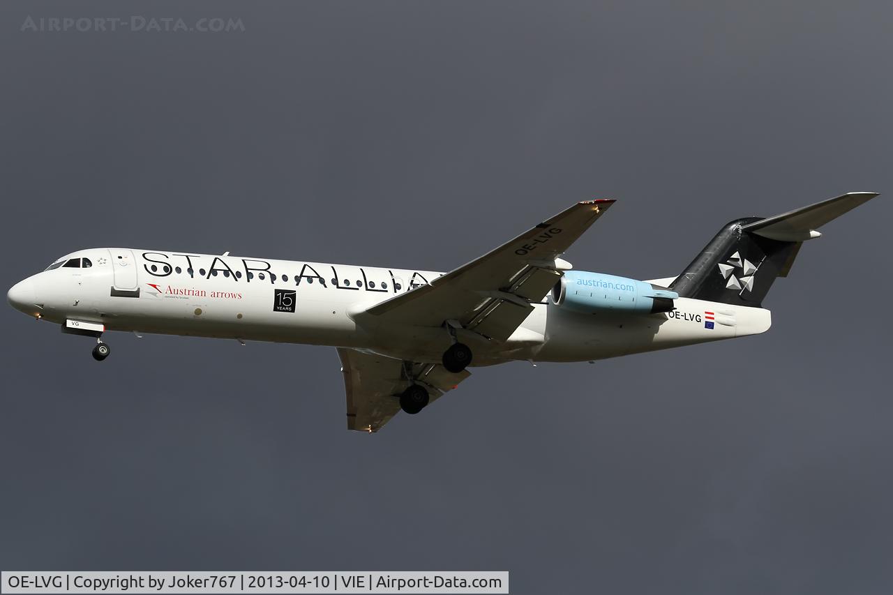 OE-LVG, 1994 Fokker 100 (F-28-0100) C/N 11520, Austrian arrows