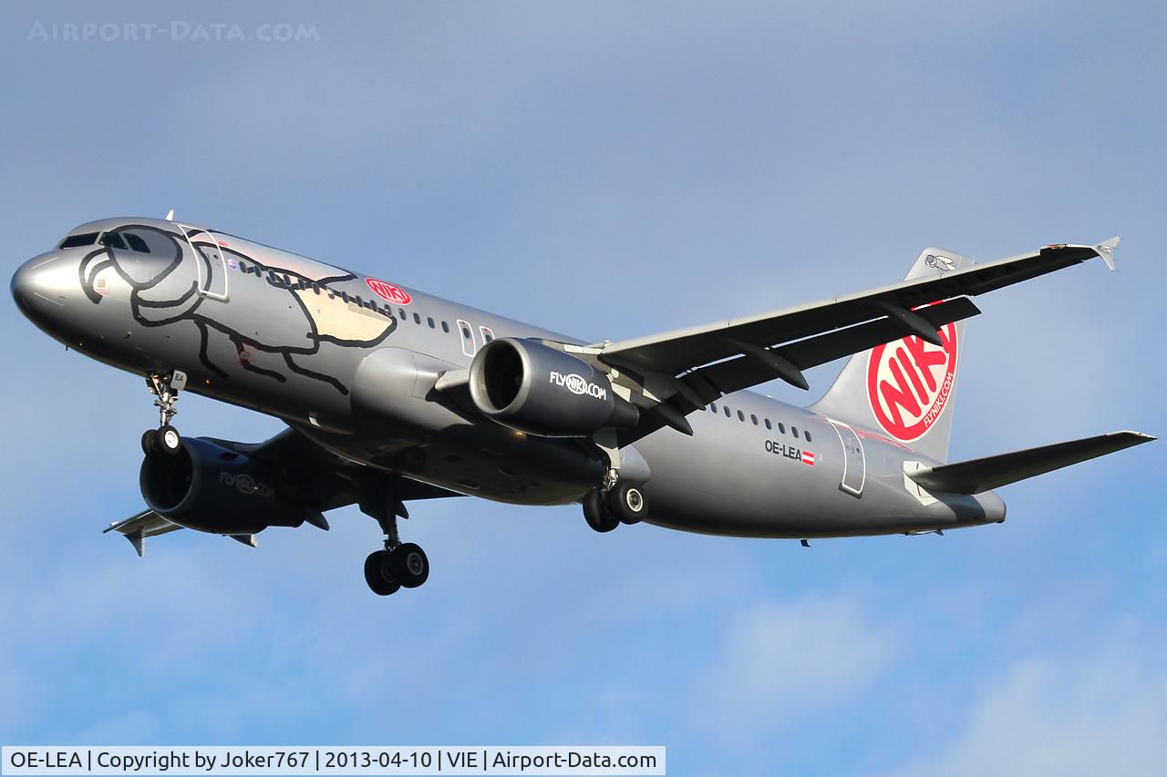OE-LEA, 2005 Airbus A320-214 C/N 2529, NIKI