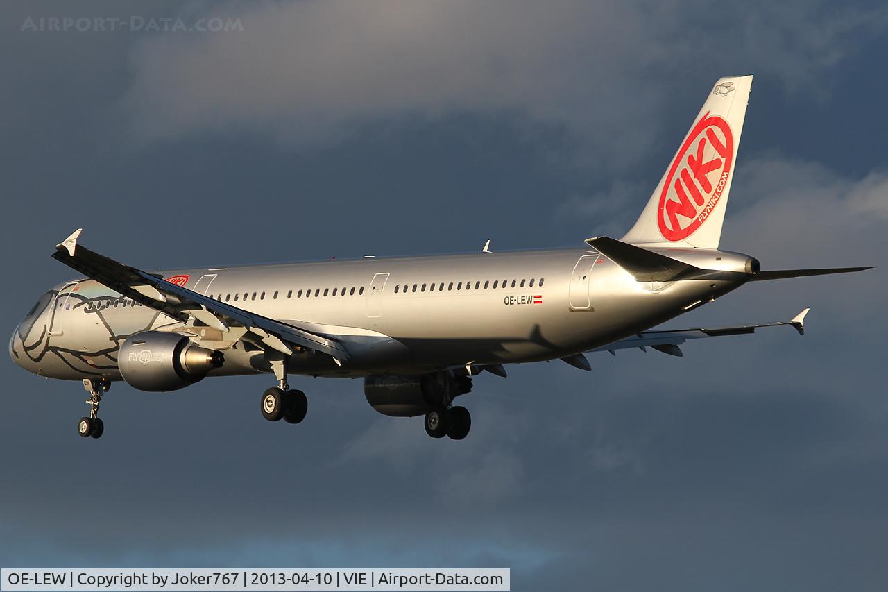 OE-LEW, 2011 Airbus A321-211 C/N 4611, NIKI