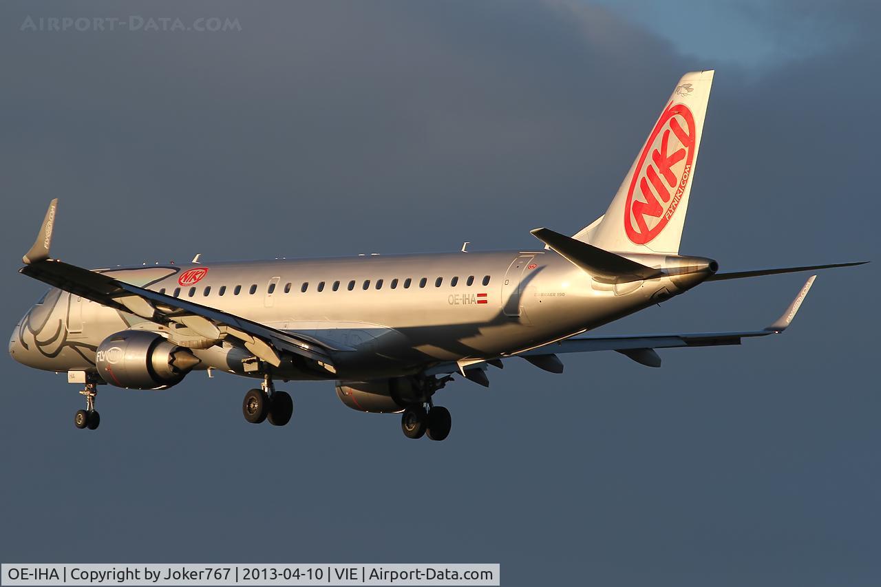 OE-IHA, 2009 Embraer 190LR (ERJ-190-100LR) C/N 19000285, NIKI