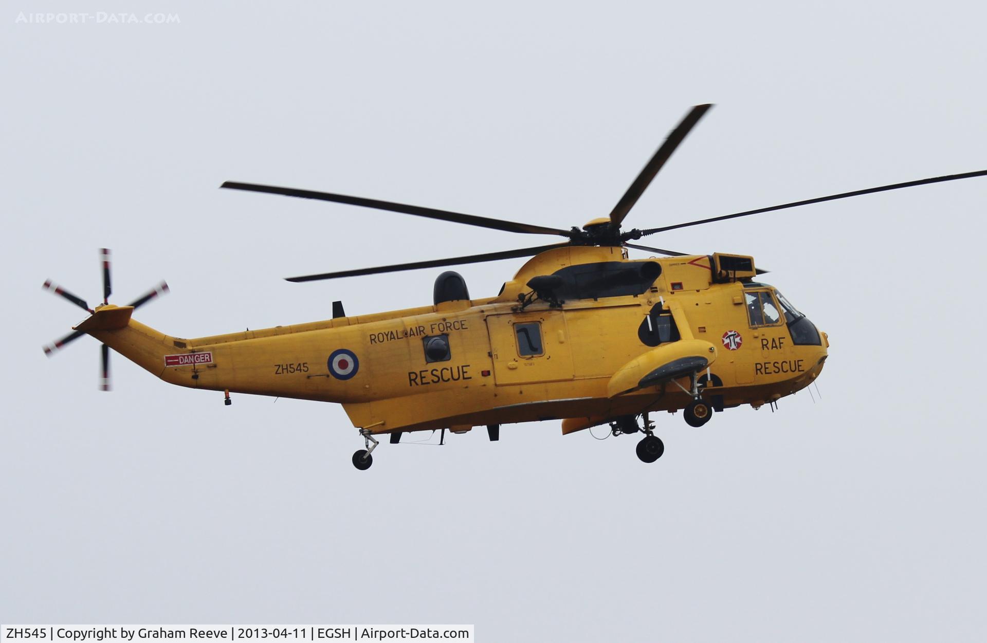ZH545, 1997 Westland Sea King HAR.3A C/N WA1011, About to land.