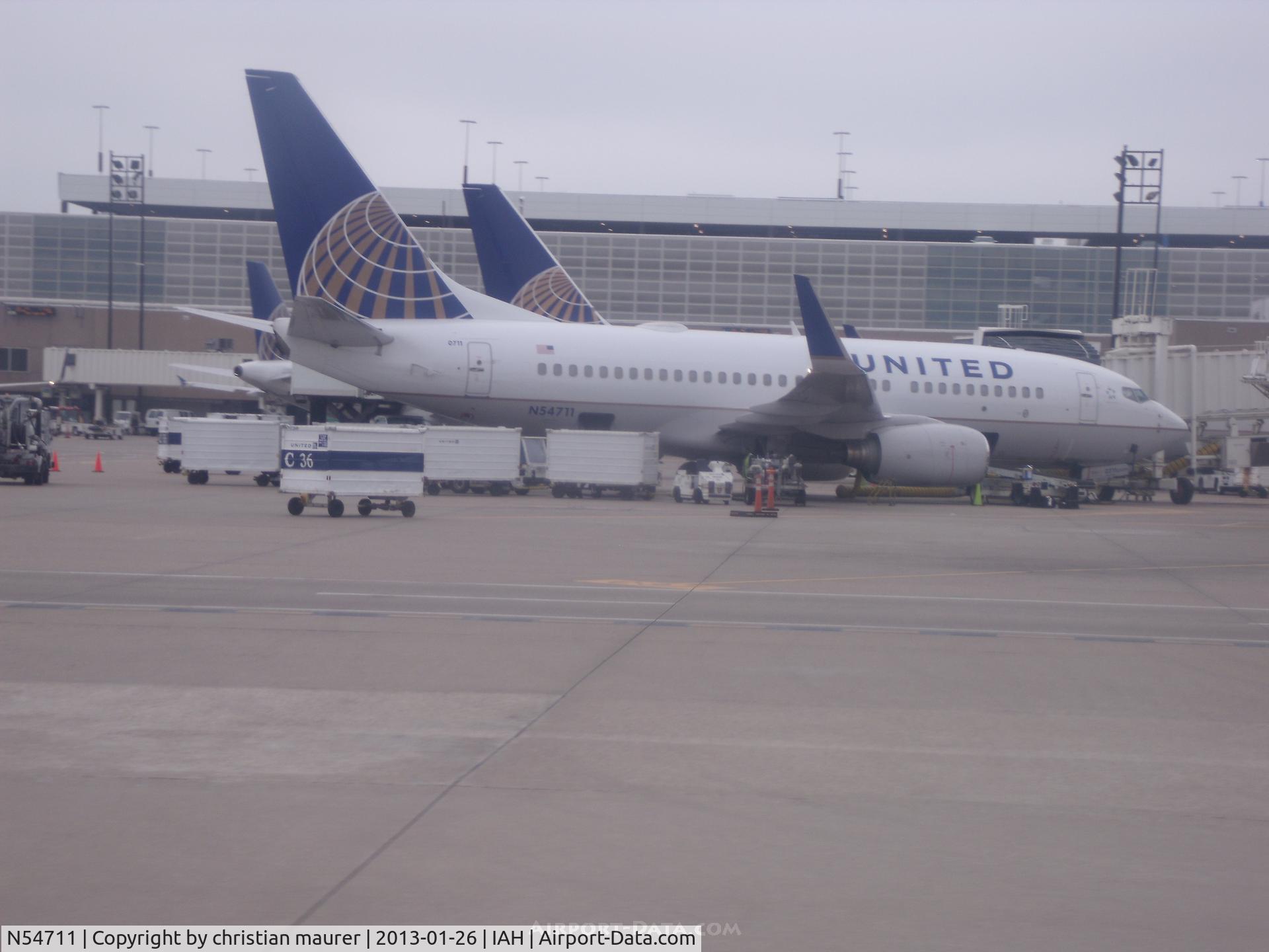 N54711, 1998 Boeing 737-724 C/N 28782, 737-700