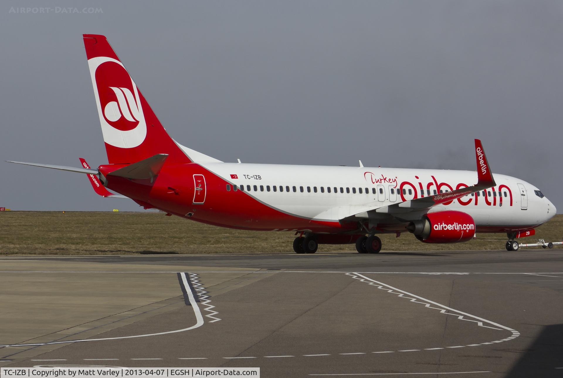 TC-IZB, 2009 Boeing 737-86J C/N 37743, being towed to the Air Livery hangar.