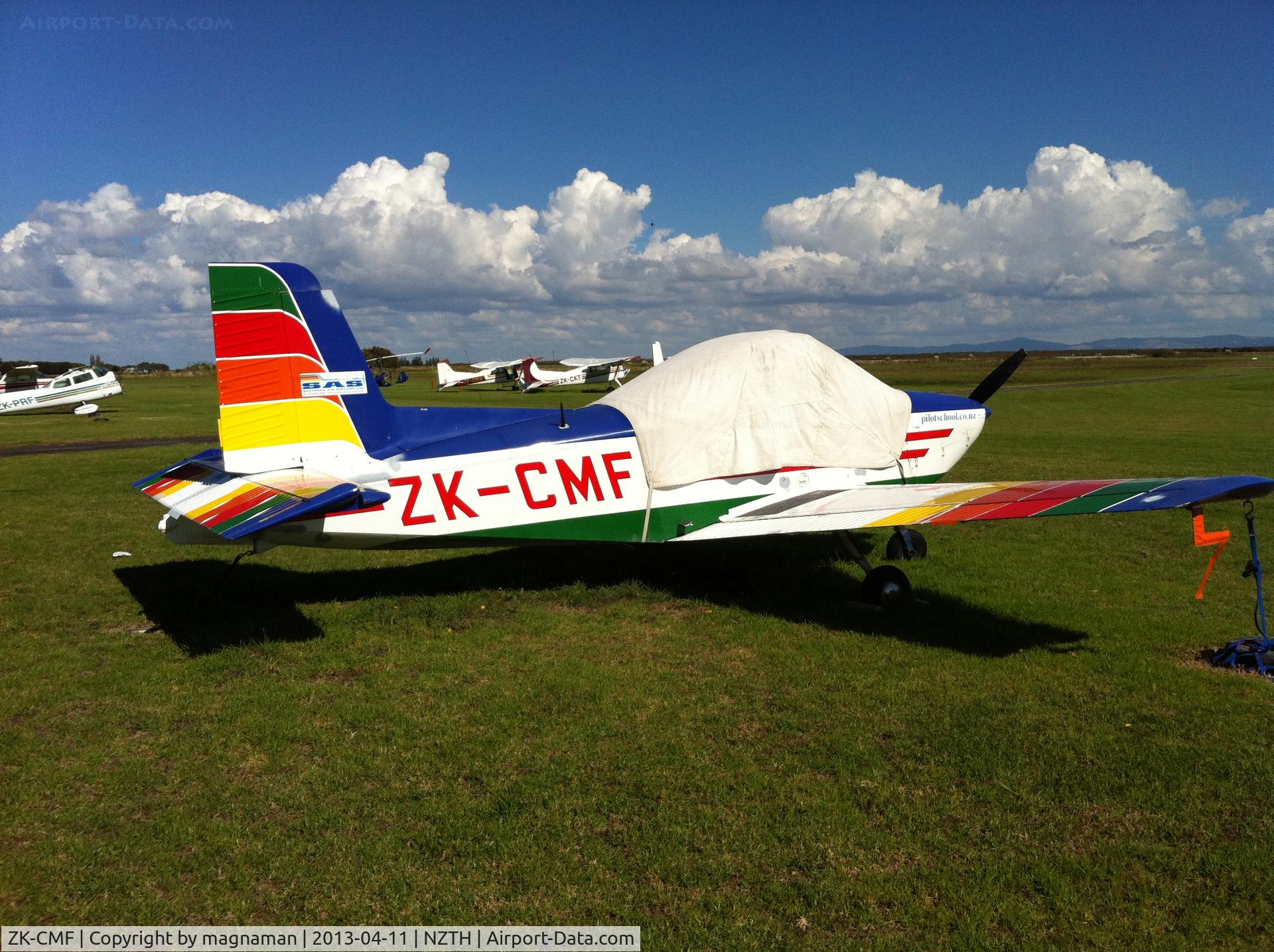 ZK-CMF, Victa Airtourer 115 C/N 157, Easy to spot this one from miles away!