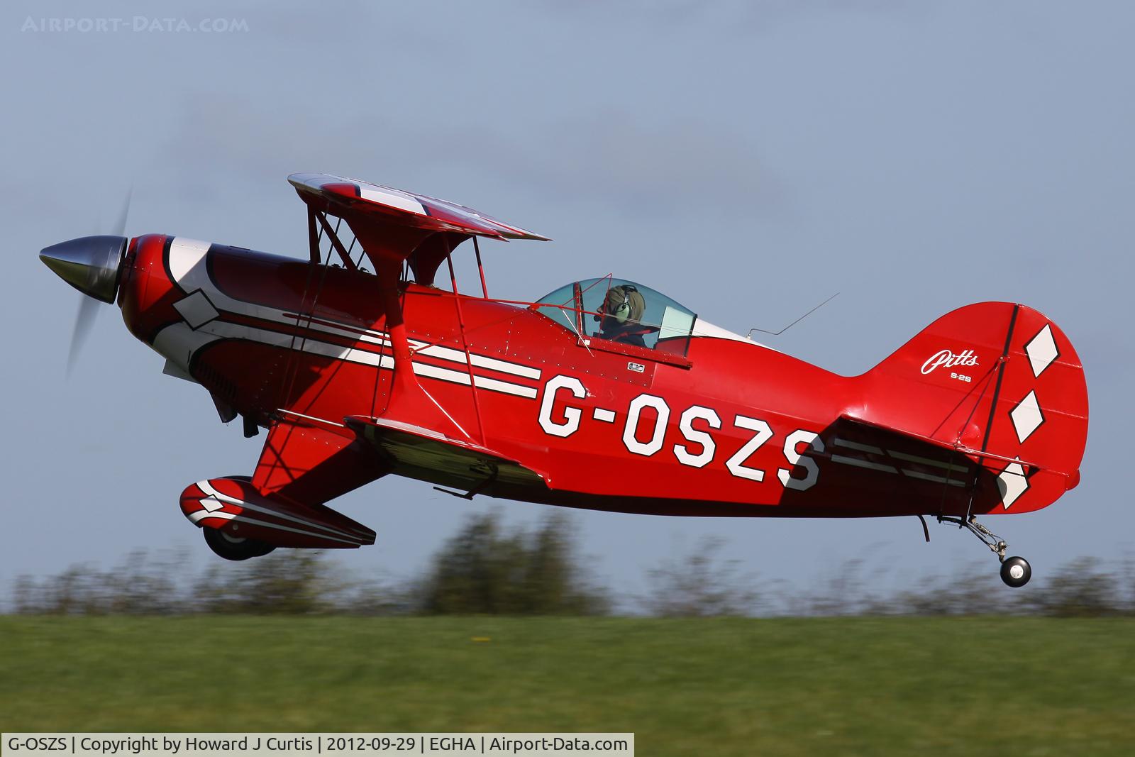 G-OSZS, 1992 Pitts S-2S Special C/N 3018, Privately owned.