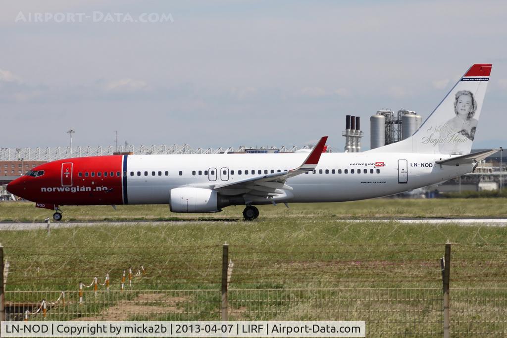 LN-NOD, 2008 Boeing 737-8Q8 C/N 35280, Take off