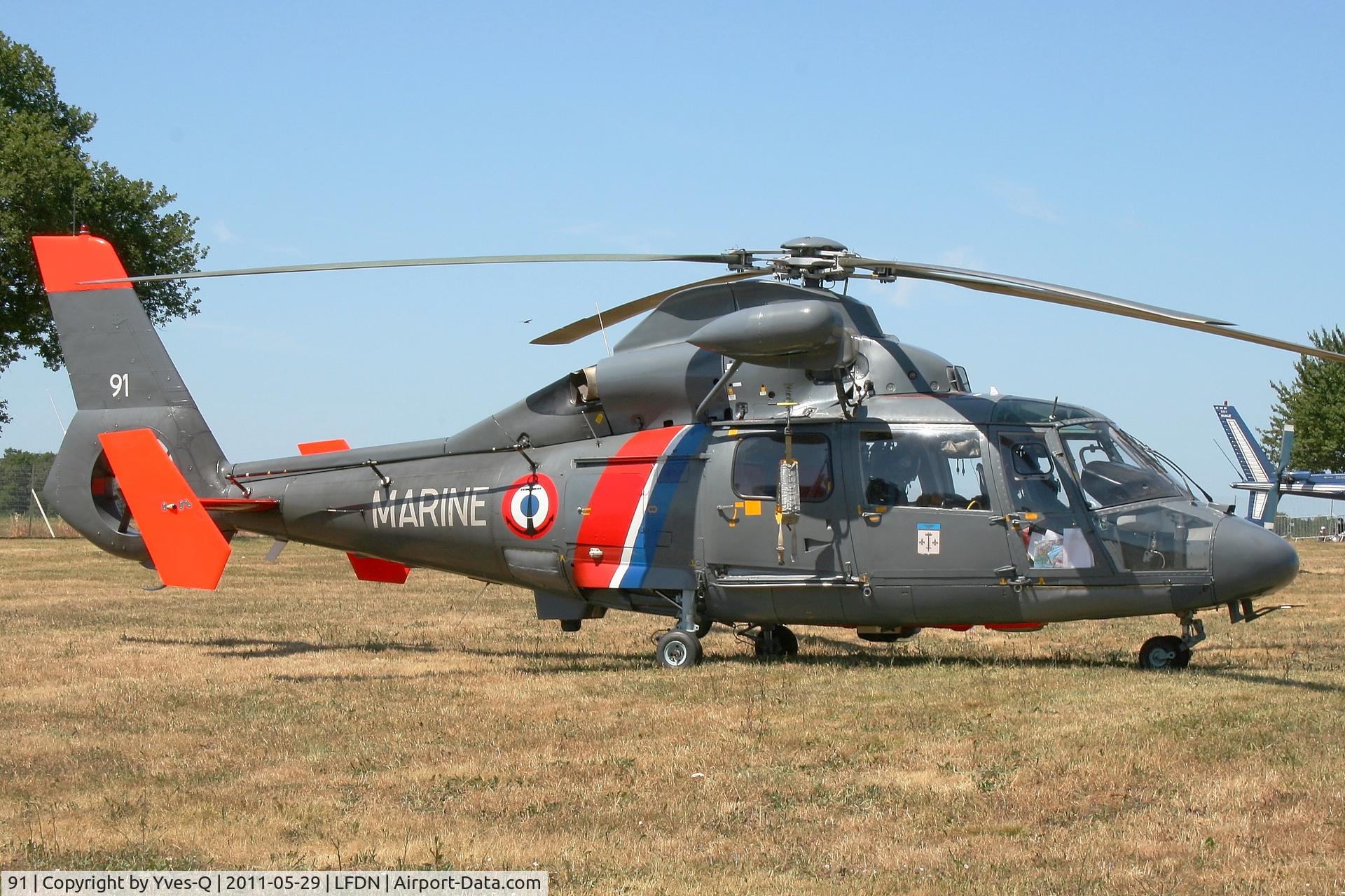 91, 1983 Aerospatiale AS-365N Dauphin C/N 6091, Aérospatiale AS-365N Dauphin (cn 6091), Rochefort-St Agnant AB 721(LFDN-RCO)
