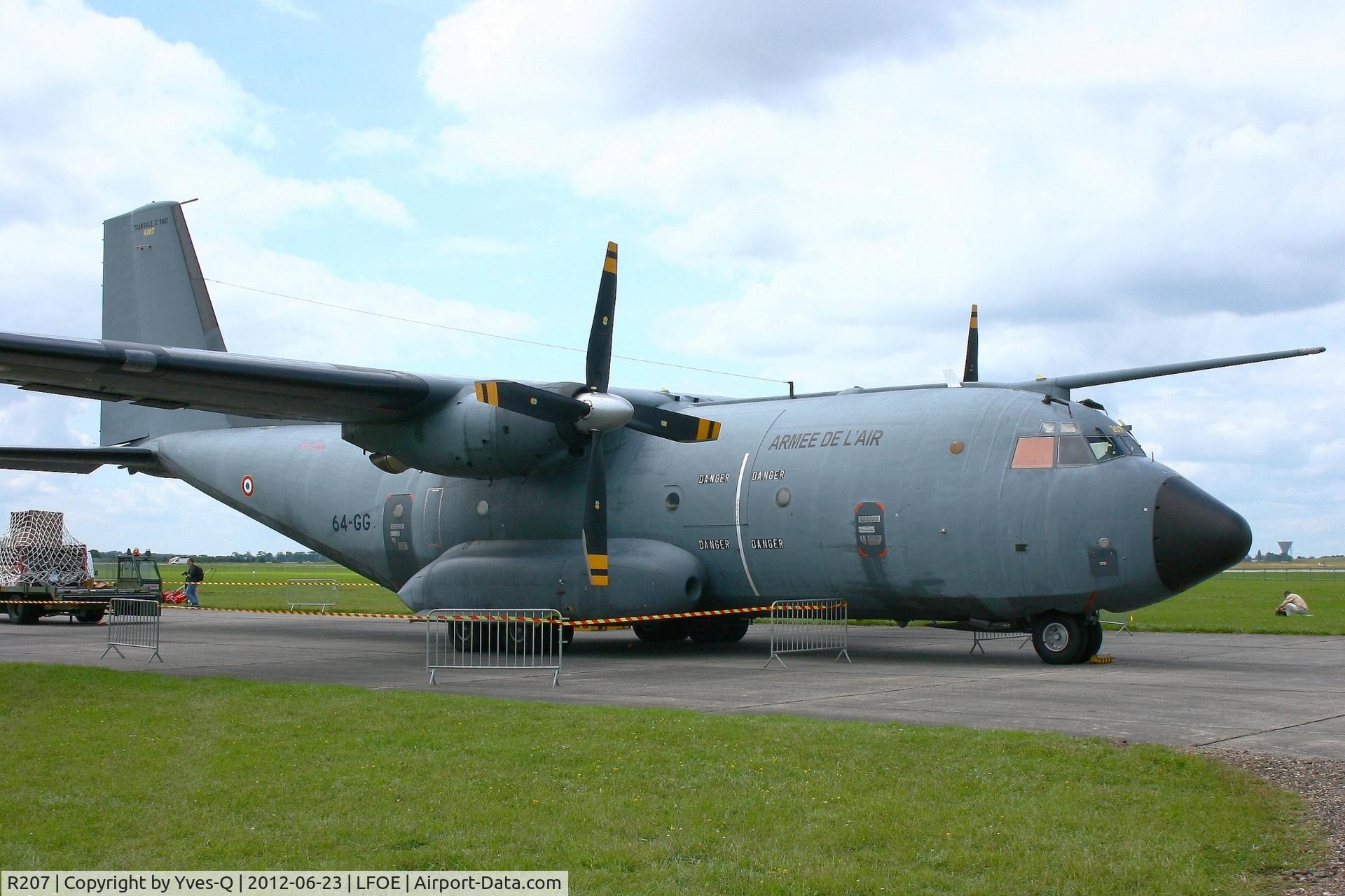 R207, Transall C-160R C/N 210, French Air Force Transall C-160R, Evreux-Fauville AB 105 (LFOE)