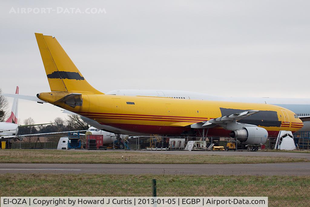 EI-OZA, 1981 Airbus A300B4-103(F) C/N 0148, Ex TNT. Awaiting scrapping.