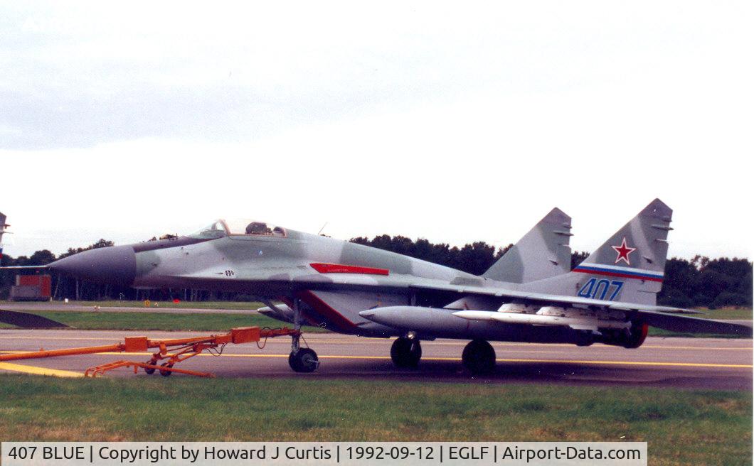 407 BLUE, 2000 Mikoyan-Gurevich MiG-29S C/N 2960507682, At the Farnborough Air Show.