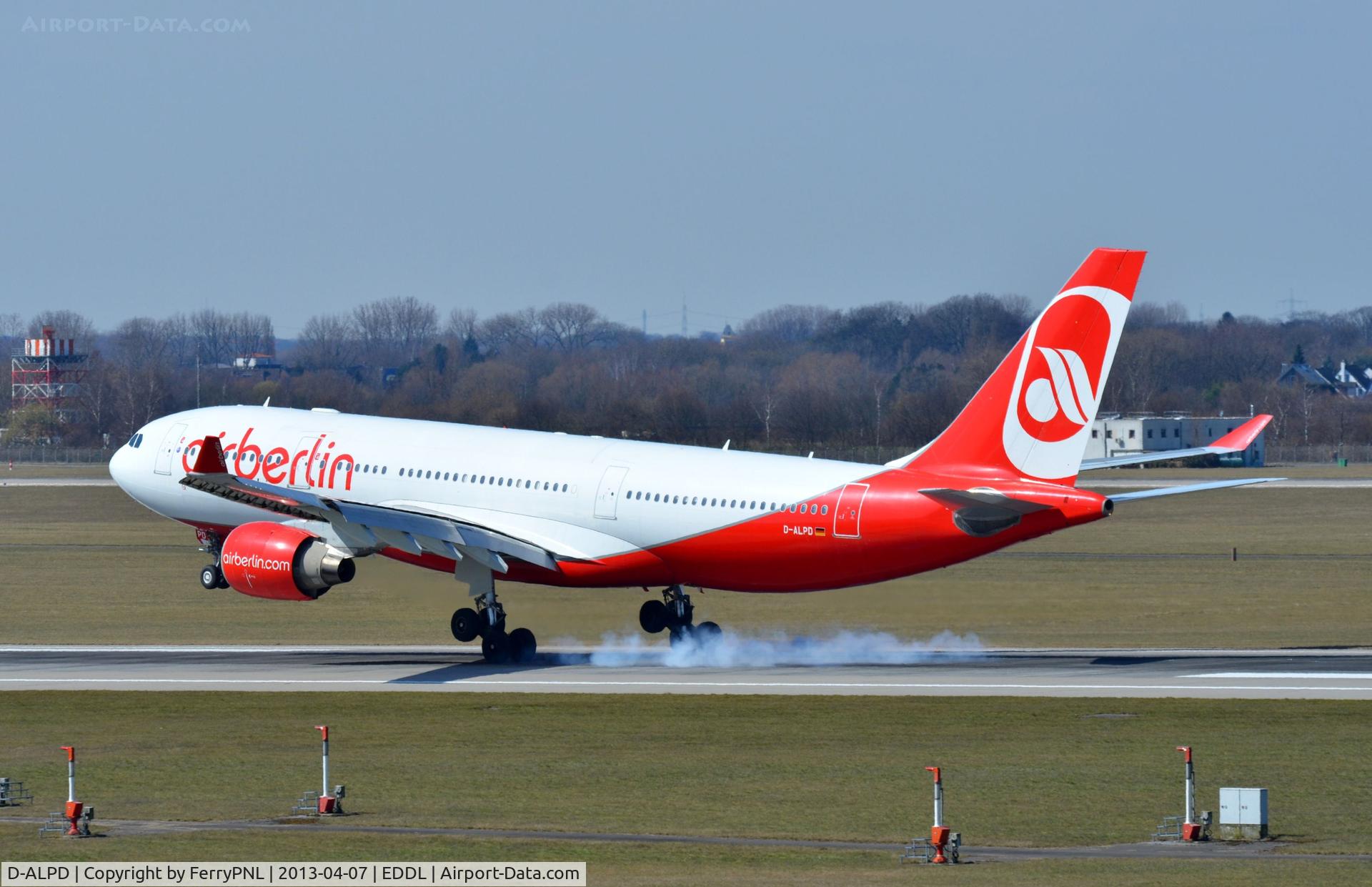 D-ALPD, 2002 Airbus A330-223 C/N 454, A332 burning some rubber