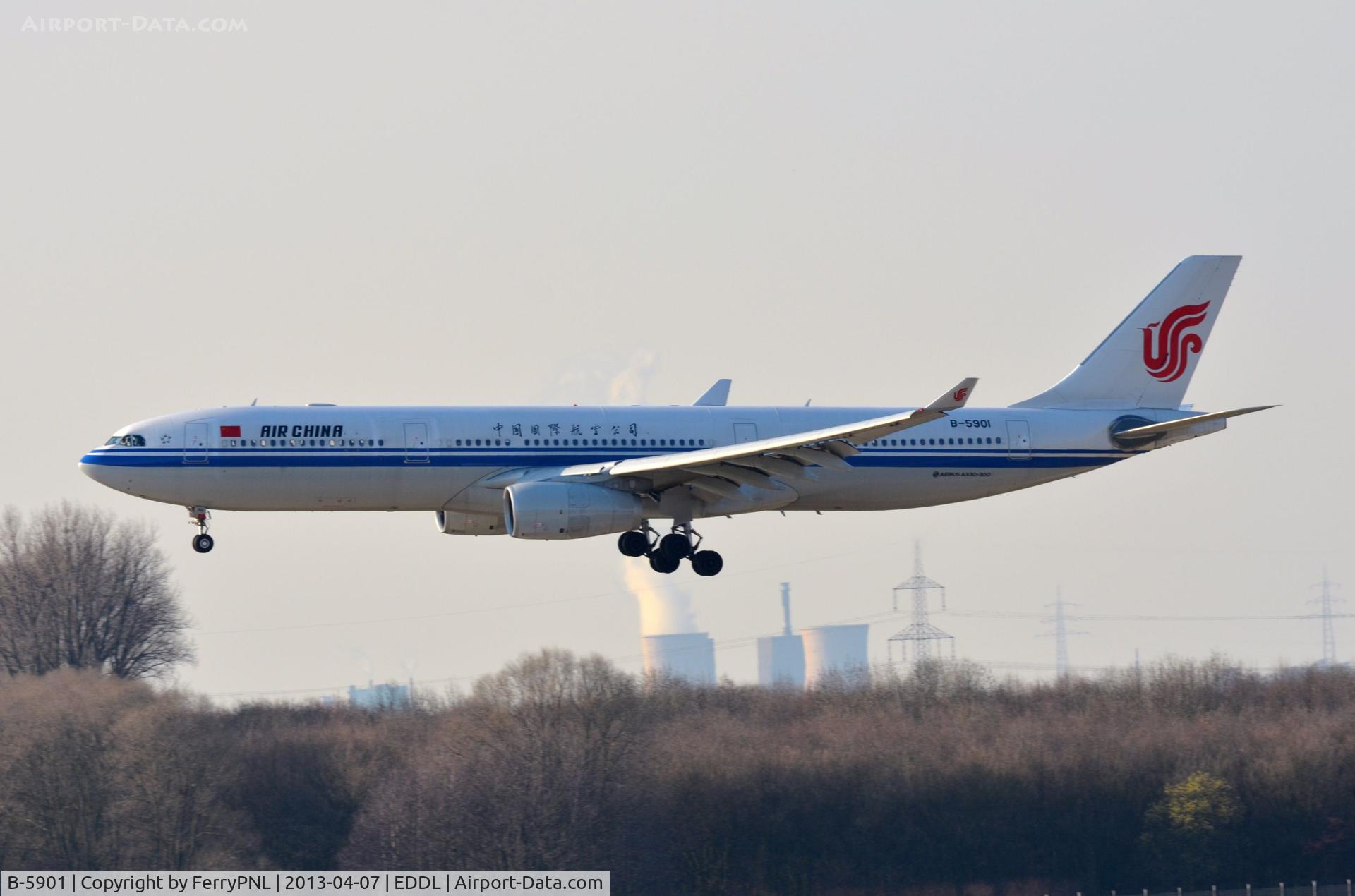 B-5901, 2012 Airbus A330-343X C/N 1353, Air China A333 arriving early evening