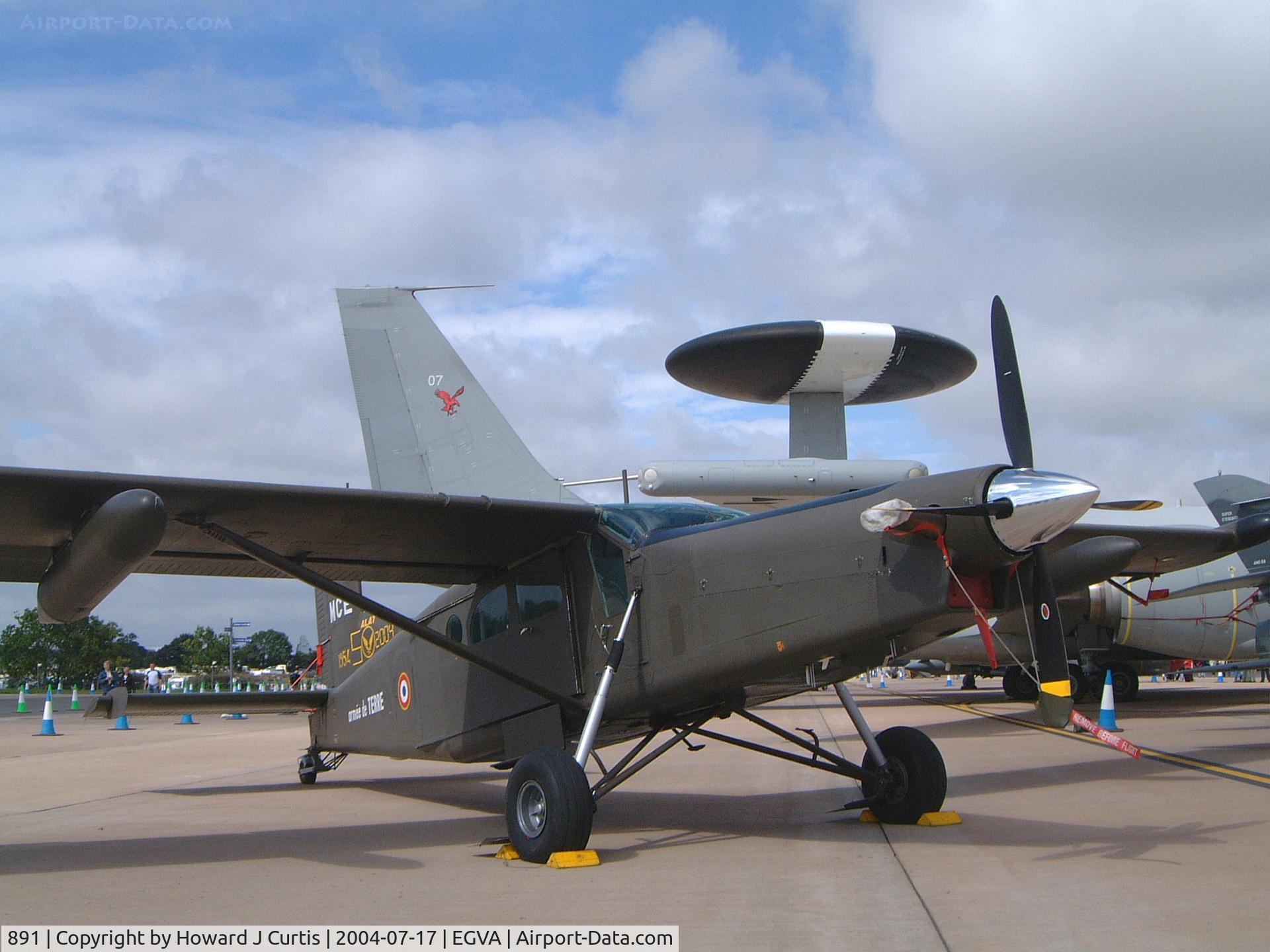 891, 1992 Pilatus PC-6/B2-H4 Turbo Porter C/N 891, Coded MCE. RIAT 2004.