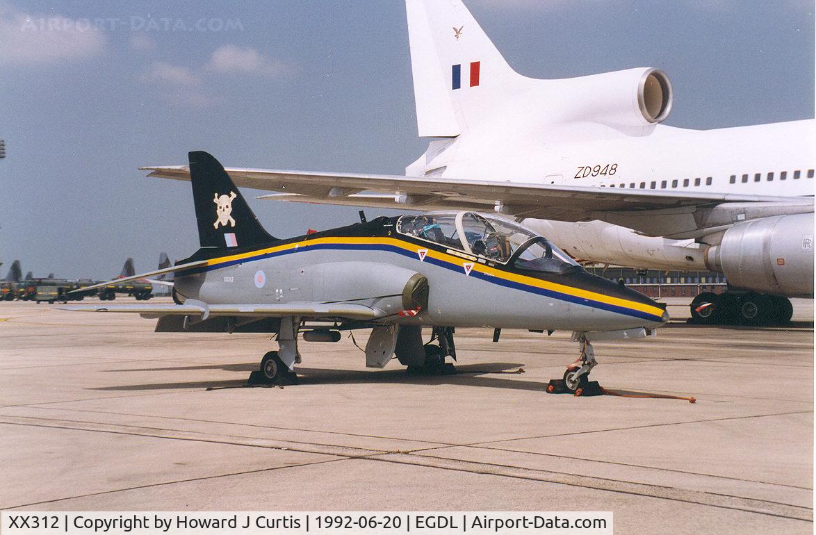 XX312, 1980 Hawker Siddeley Hawk T.1 C/N 148/312137, At the Families' Day.