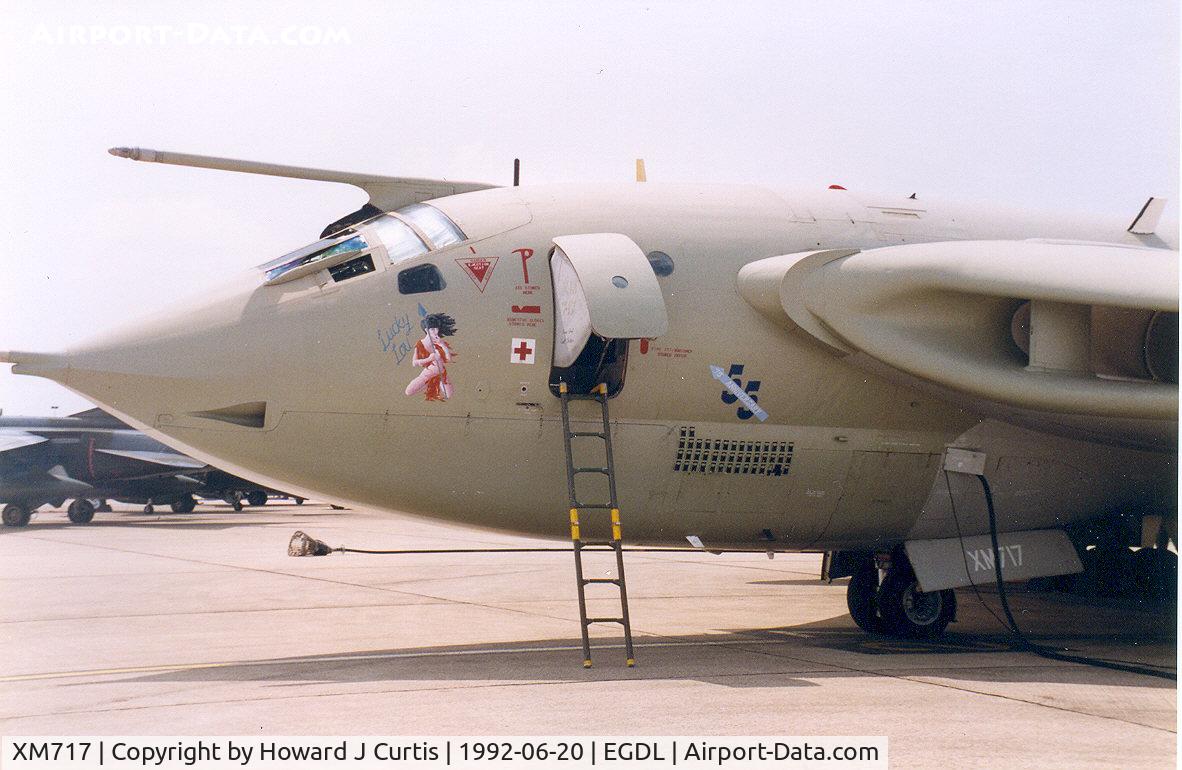 XM717, 1963 Handley Page Victor K.2 C/N HP80/85, 'Lucky Lou'.
