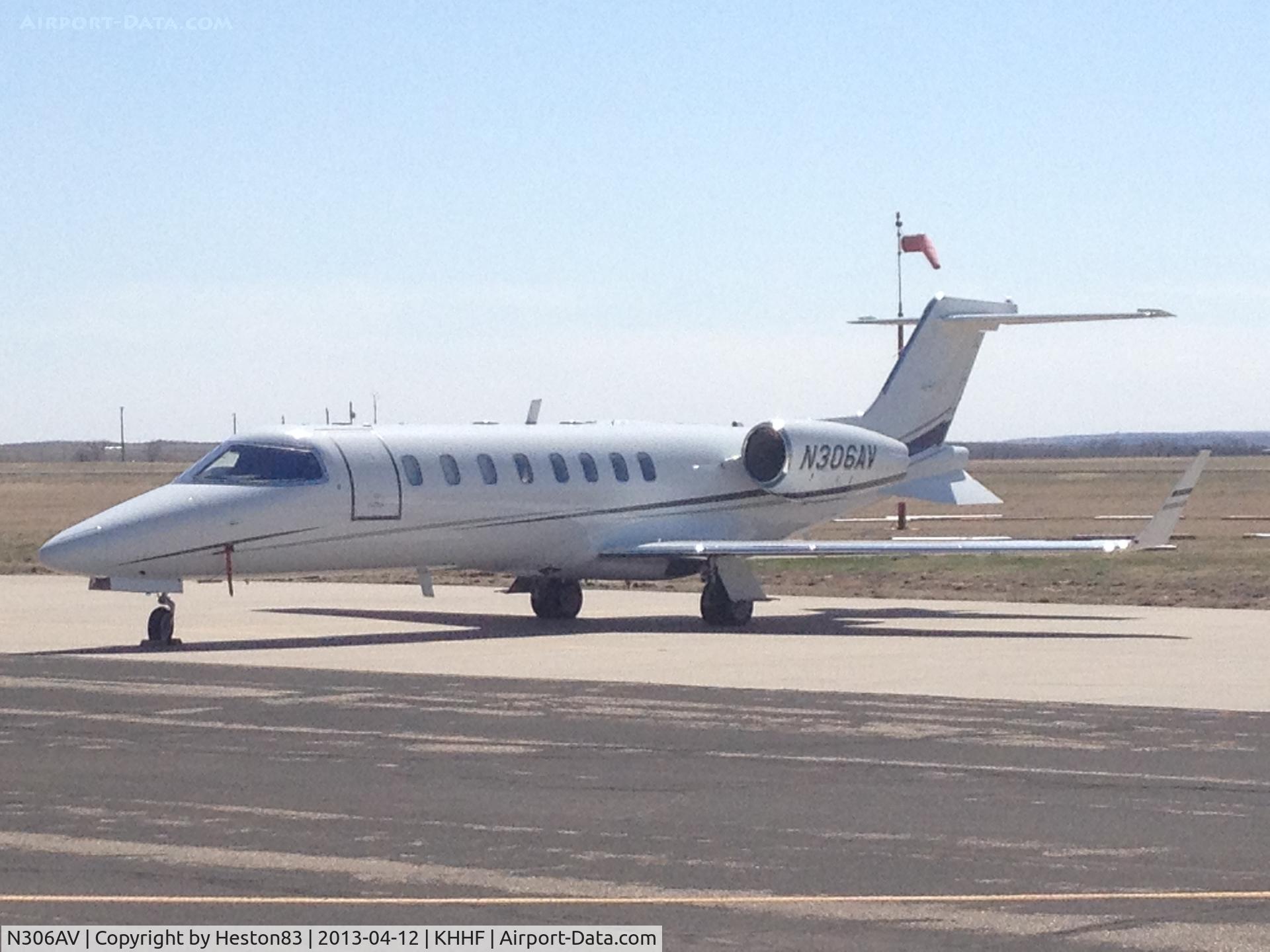 N306AV, Learjet Inc 45 C/N 45-306, Very clean looking, sharp airplane!
