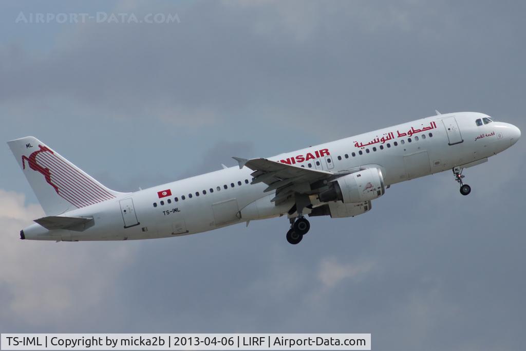 TS-IML, 1999 Airbus A320-211 C/N 0958, Take off
