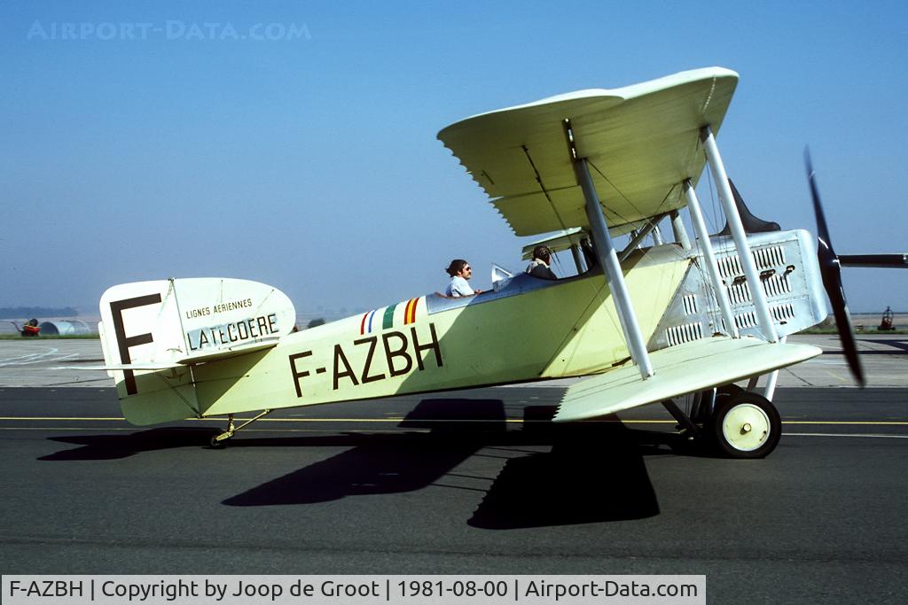 F-AZBH, Breguet 14P Latécoère replica C/N 01, seen on a French air show in 1981. From the G.Bouma collection. Any help on the location is appreciated.