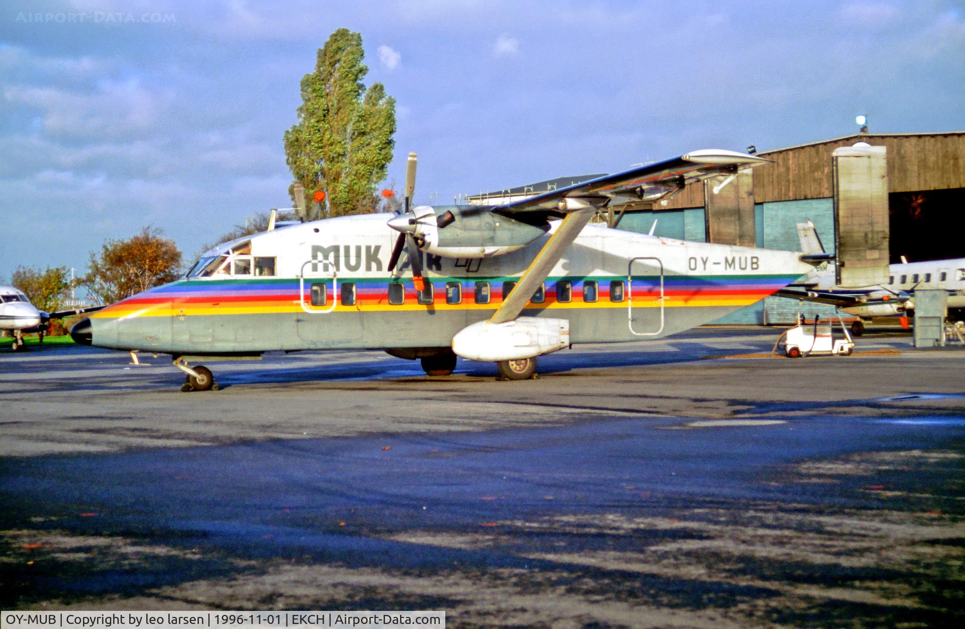 OY-MUB, 1981 Short 330-200 C/N SH.3069, Copenhagen Kastrup 1.11.96