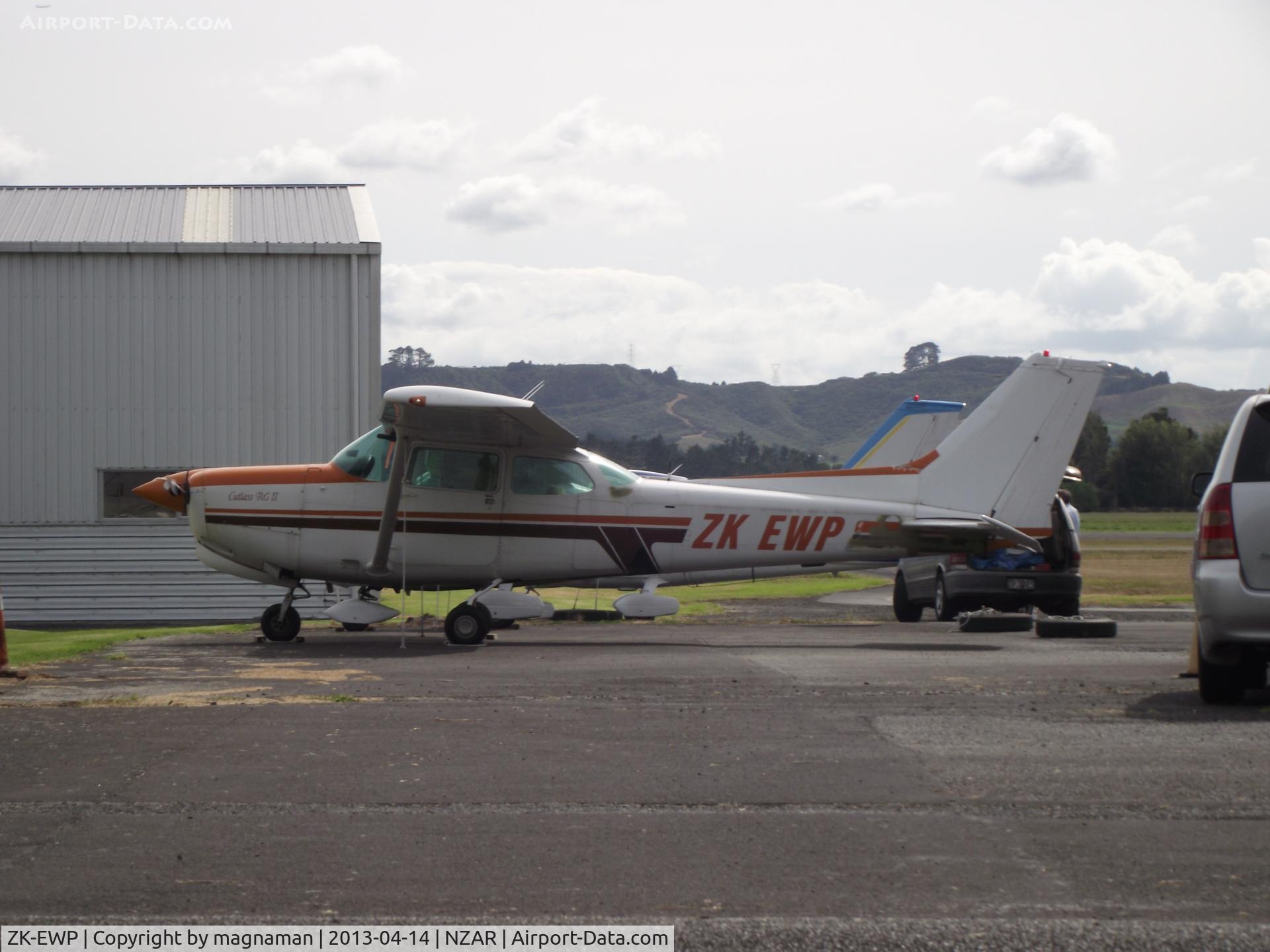 ZK-EWP, Cessna 172RG Cutlass RG C/N 172RD0146, At airline club apron