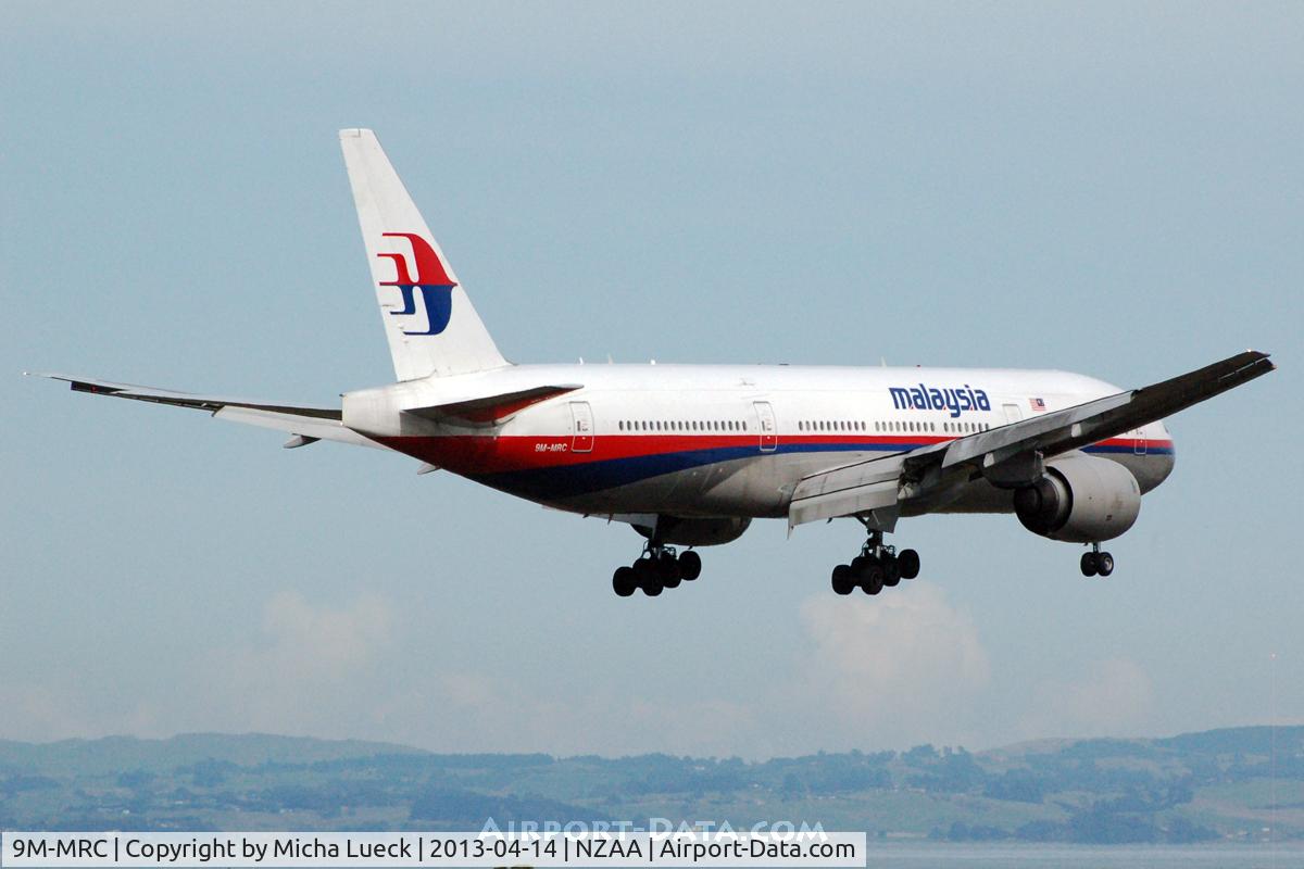 9M-MRC, 1997 Boeing 777-2H6/ER C/N 28410, At Auckland