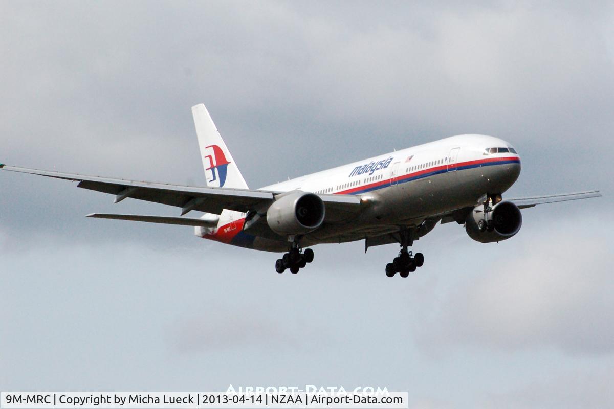 9M-MRC, 1997 Boeing 777-2H6/ER C/N 28410, At Auckland