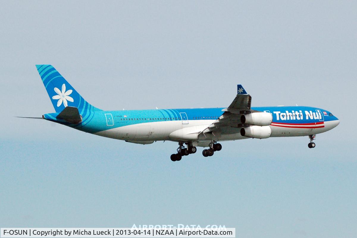 F-OSUN, 2001 Airbus A340-313 C/N 446, At Auckland