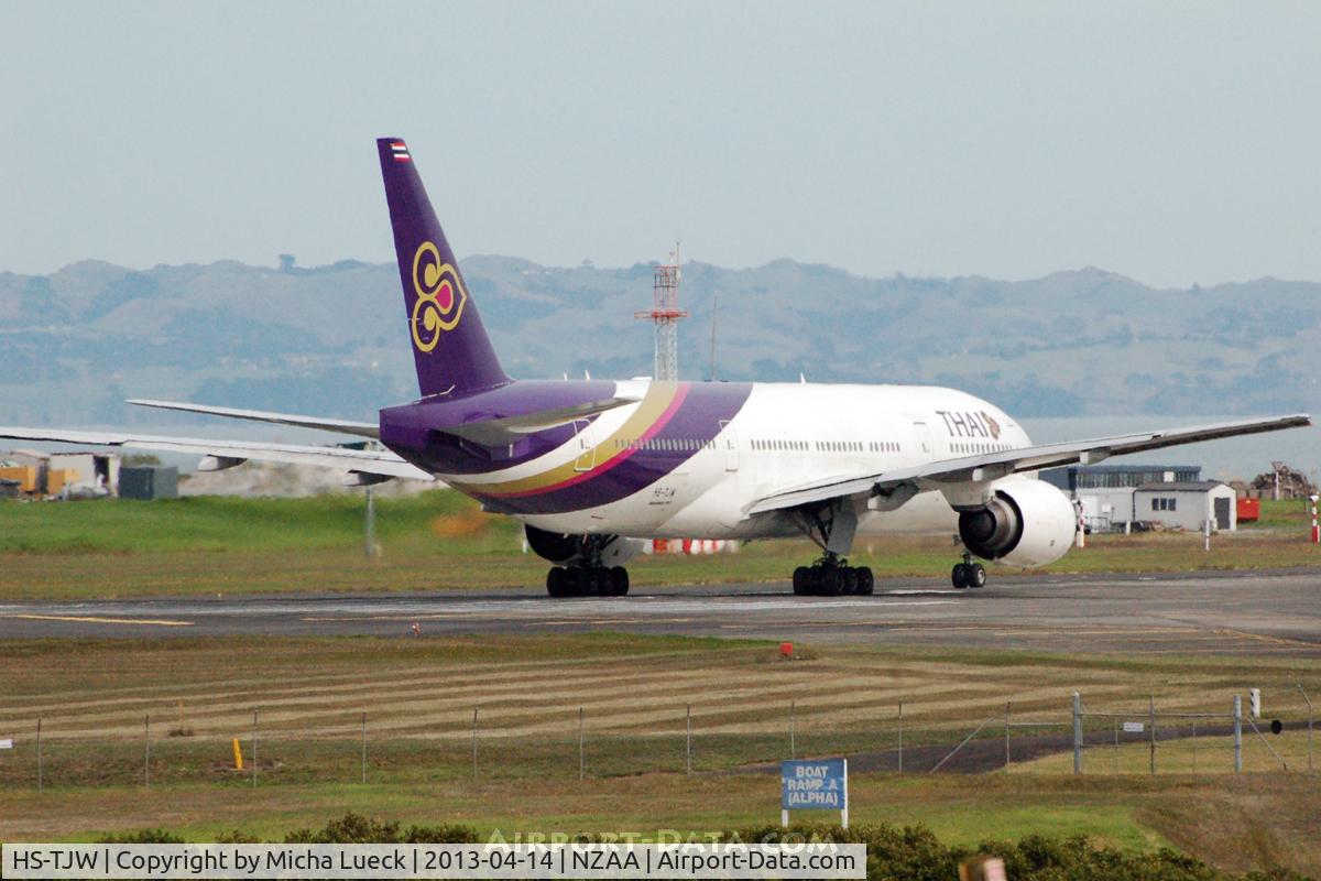 HS-TJW, 2007 Boeing 777-2D7/ER C/N 34591/672, At Auckland