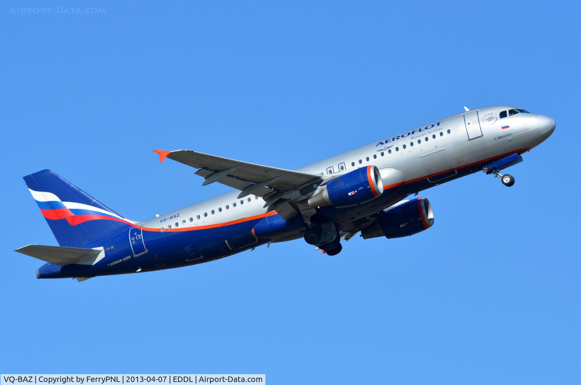 VQ-BAZ, 2009 Airbus A320-214 C/N 3789, SU A320 lifting off