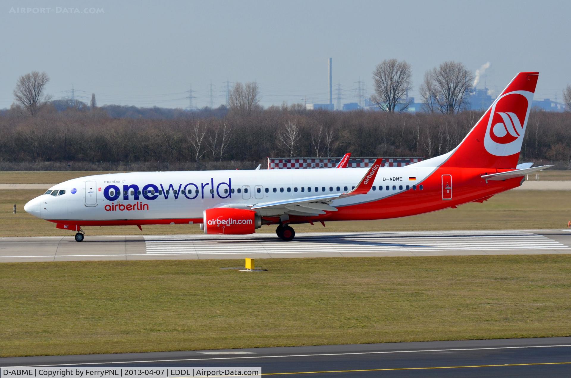 D-ABME, 2012 Boeing 737-86J C/N 37766, AB B738 with Oneworld tittles departing DUS.