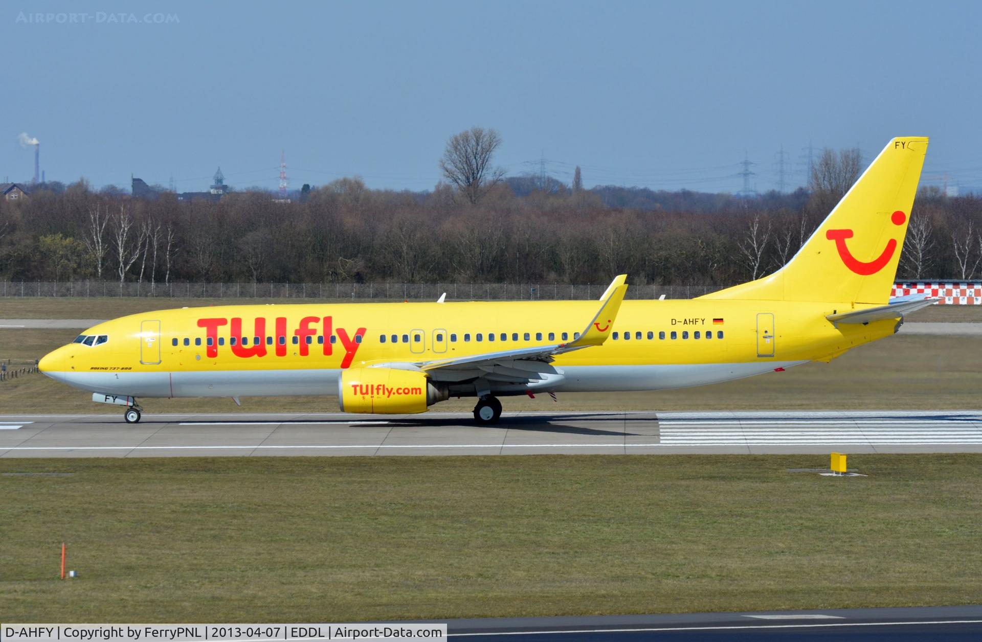 D-AHFY, 2001 Boeing 737-8K5 C/N 30417, TUIfly B738 starting its take-off run.