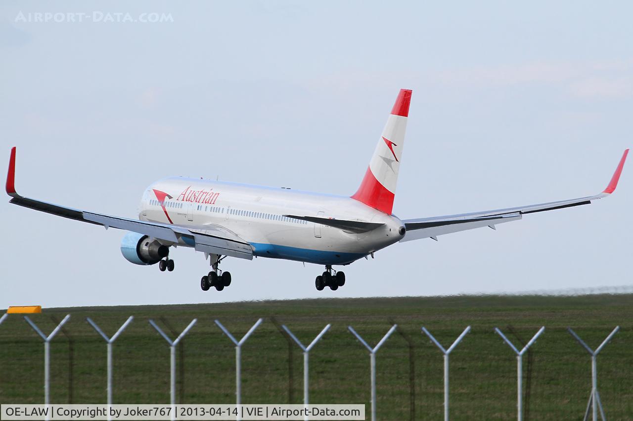 OE-LAW, 1992 Boeing 767-3Z9/ER C/N 26417, Austrian Airlines