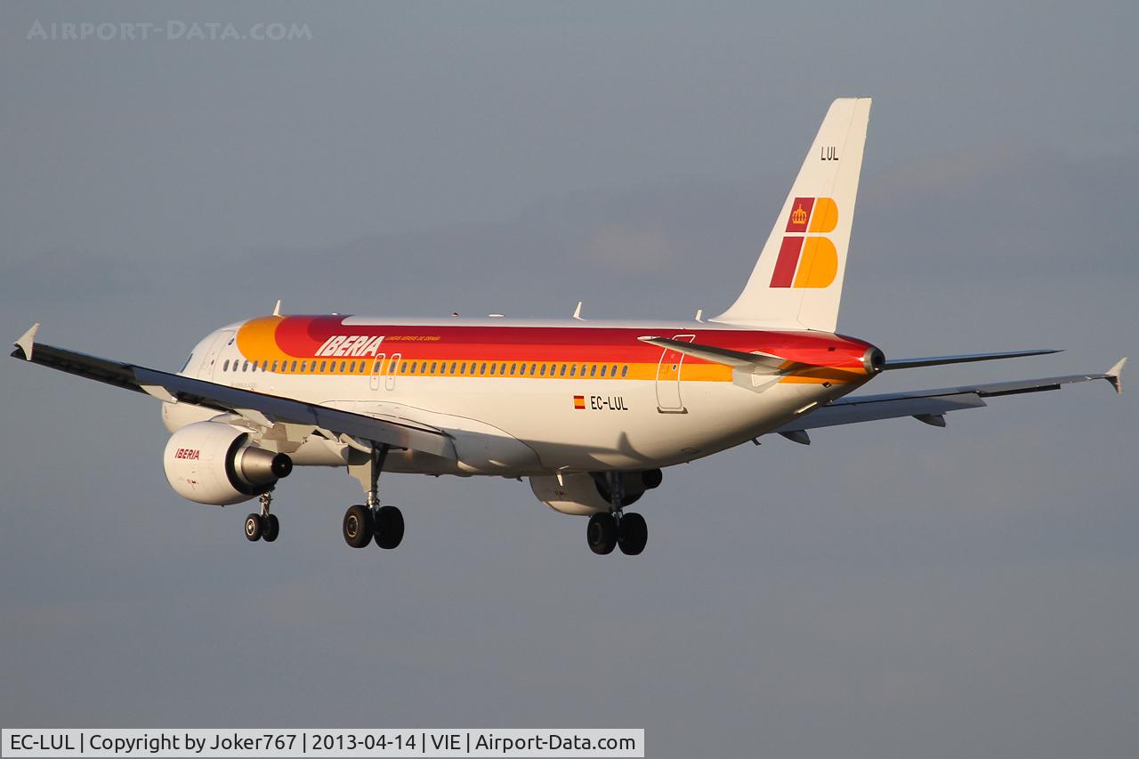 EC-LUL, 2013 Airbus A320-216 C/N 5486, Iberia