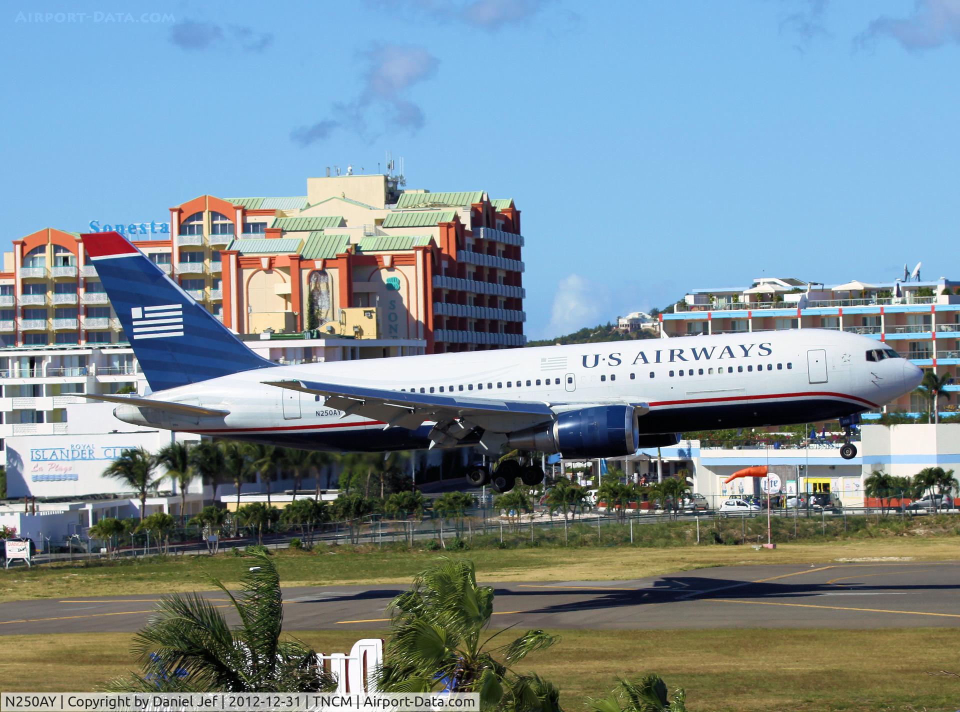 N250AY, 1988 Boeing 767-201 C/N 23902, N250AY
