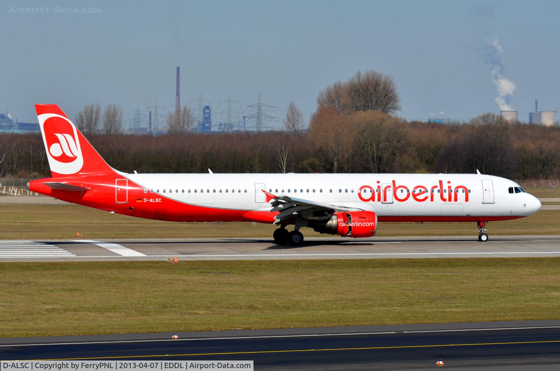 D-ALSC, 2003 Airbus A321-211 C/N 2005, Air Berlin A321 using its reverse to come to a stop.