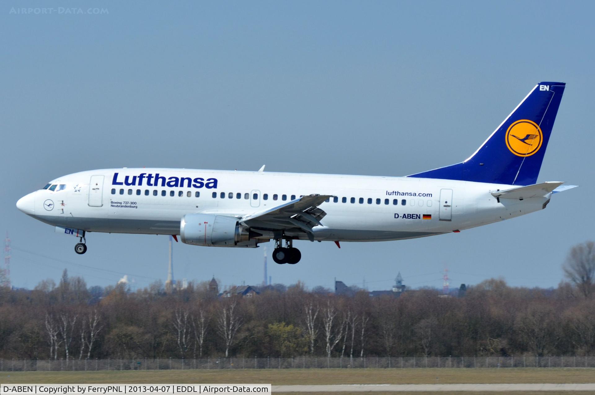 D-ABEN, 1991 Boeing 737-330 C/N 26428, LH B733 landing.