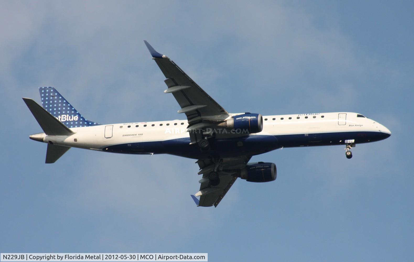 N229JB, 2006 Embraer 190AR (ERJ-190-100IGW) C/N 19000032, Jet Blue E190