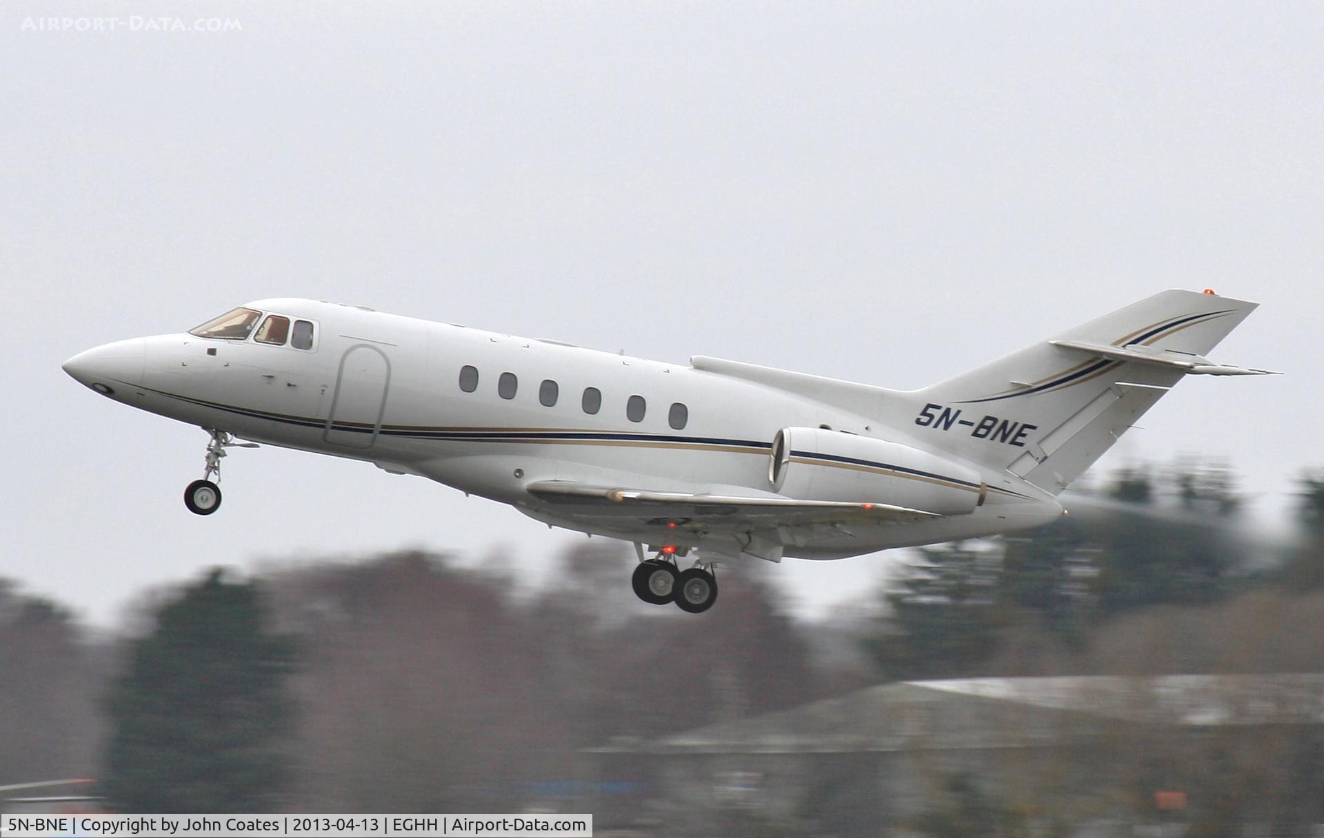 5N-BNE, Raytheon Hawker 800A C/N 258265, Departing JETS to Palma