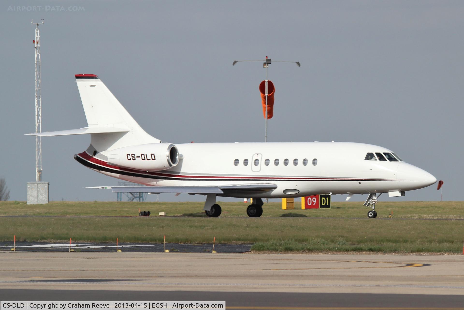 CS-DLD, 2007 Dassault Falcon 2000EX C/N 109, Just landed.
